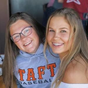 Meet your Posher, Claira